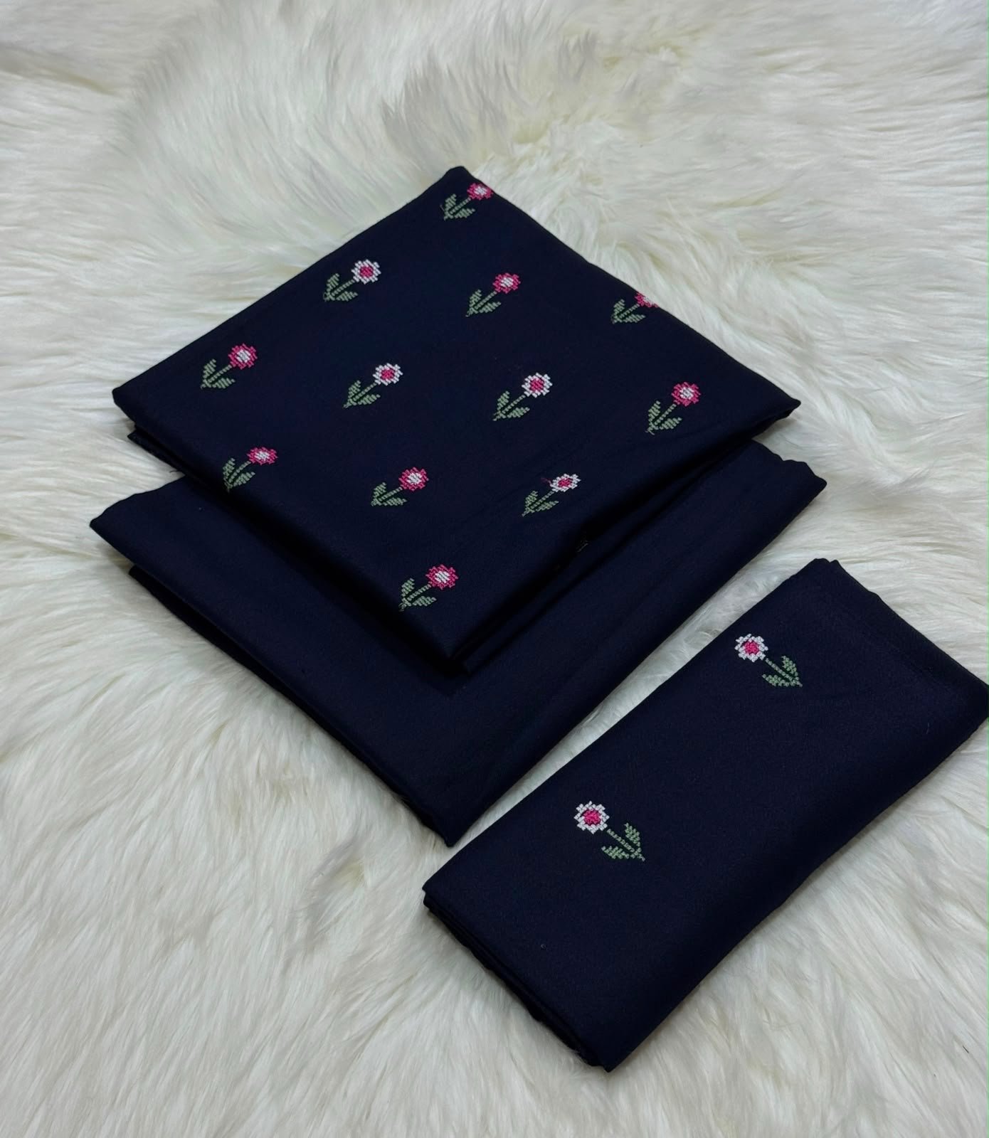 Soft Wool-Navy Blue 2pc - Image 2